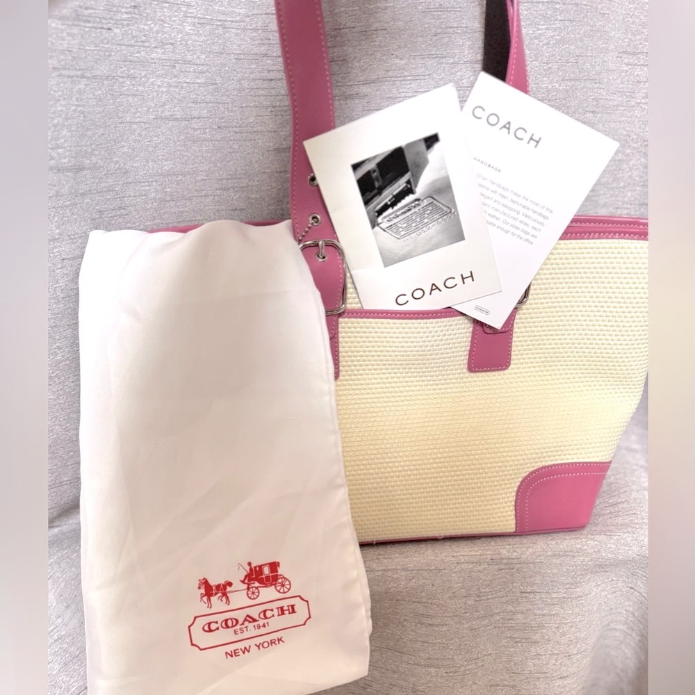 Coach NWOT 2004 Vintage - Ivory Straw & Pink Leather Tote w/ Dustbag & Care Card - Picture 4 of 15